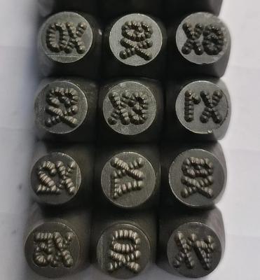 Marca de acero punteada